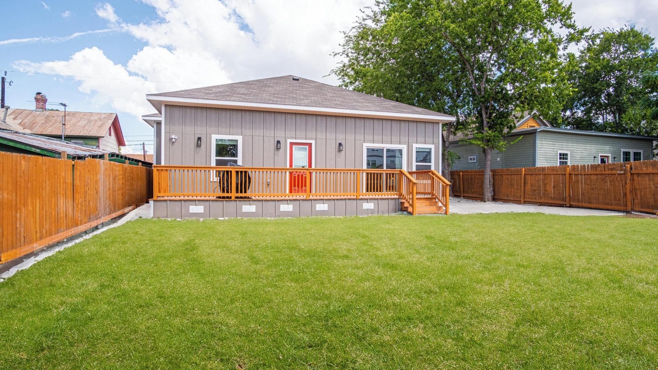Photo of Outdoor in Near East Side