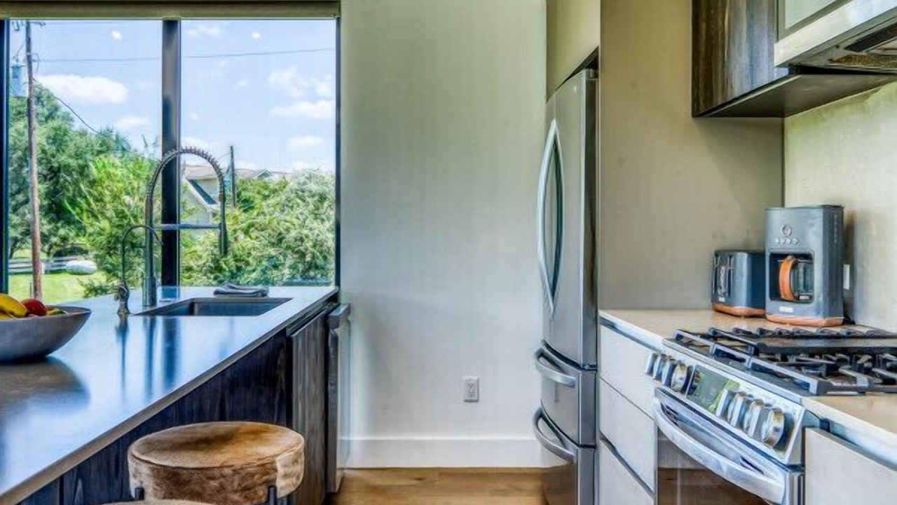 Photo of Kitchen in Ledbetter