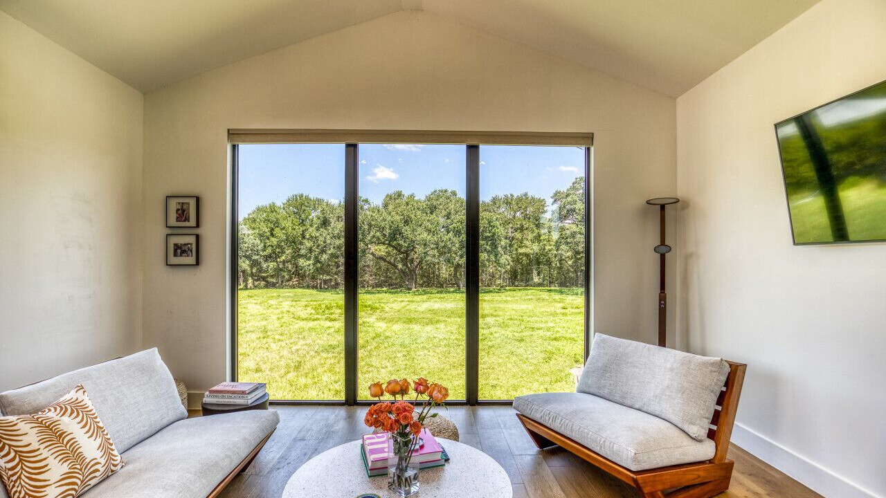 Photo of Livingroom in Ledbetter