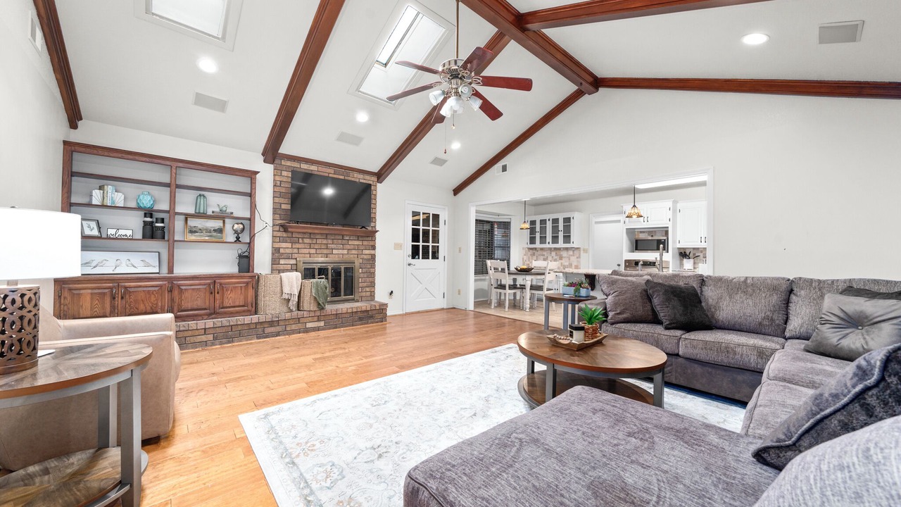 Photo of Livingroom in Uniontown