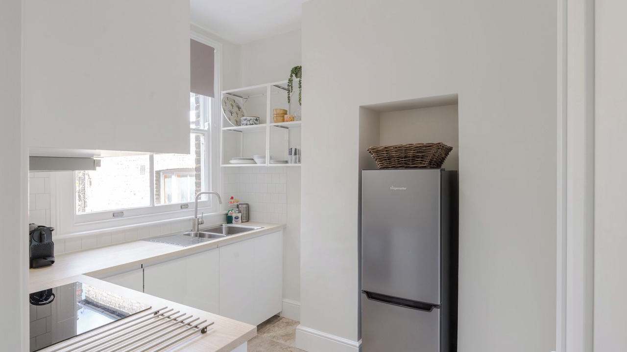 Photo of Kitchen in Oval