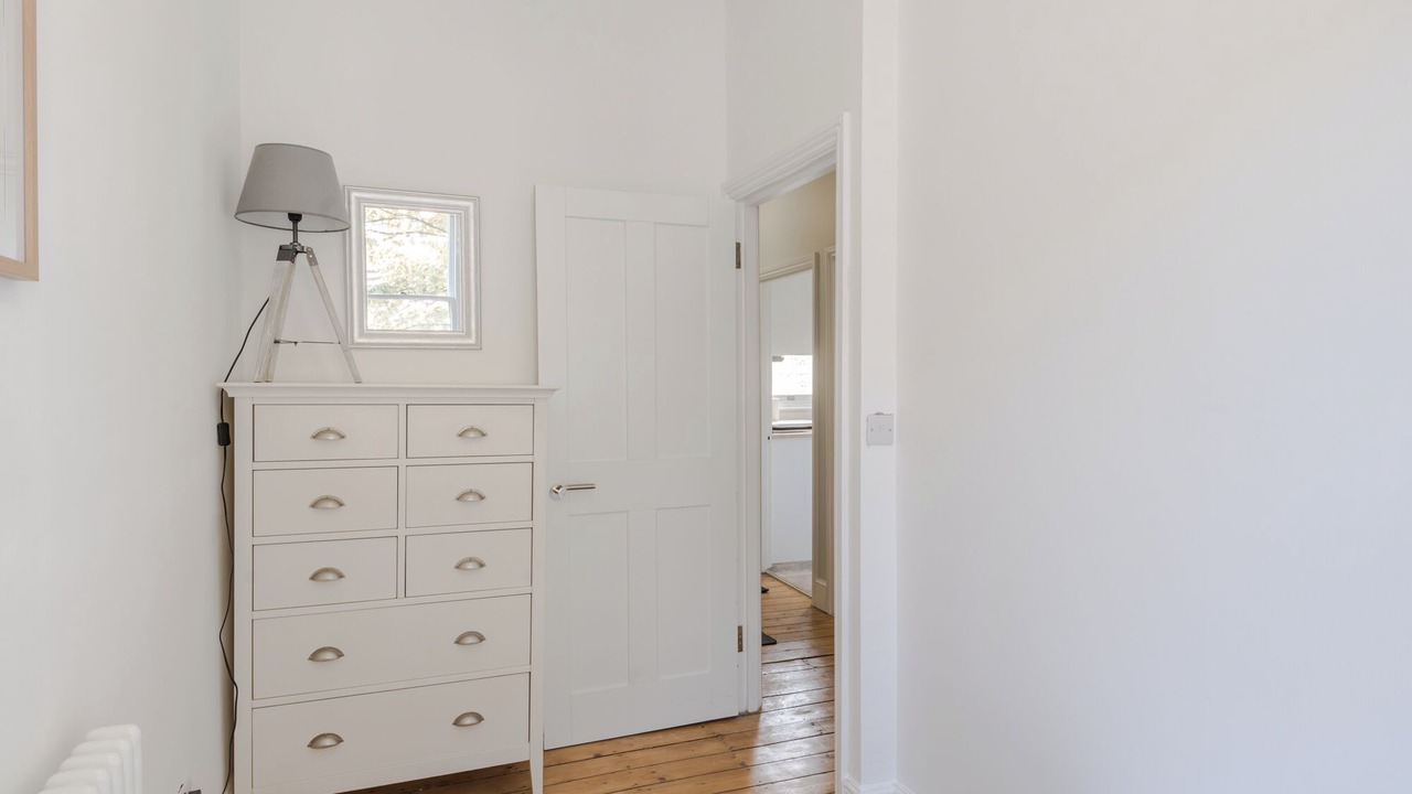 Photo of Others in Oval