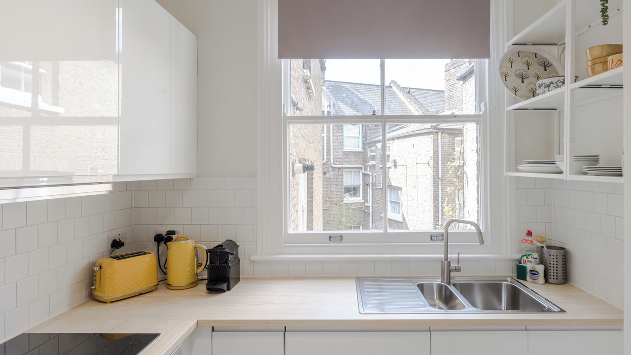 Photo of Kitchen in Oval