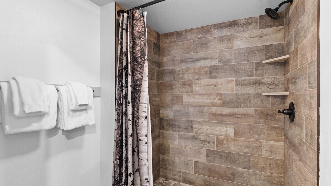 Photo of Bathroom in Lakeside Village