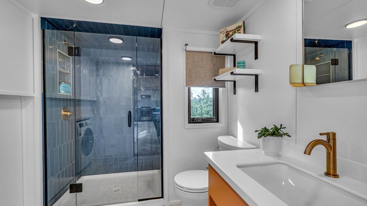 Photo of Bathroom in Ooltewah