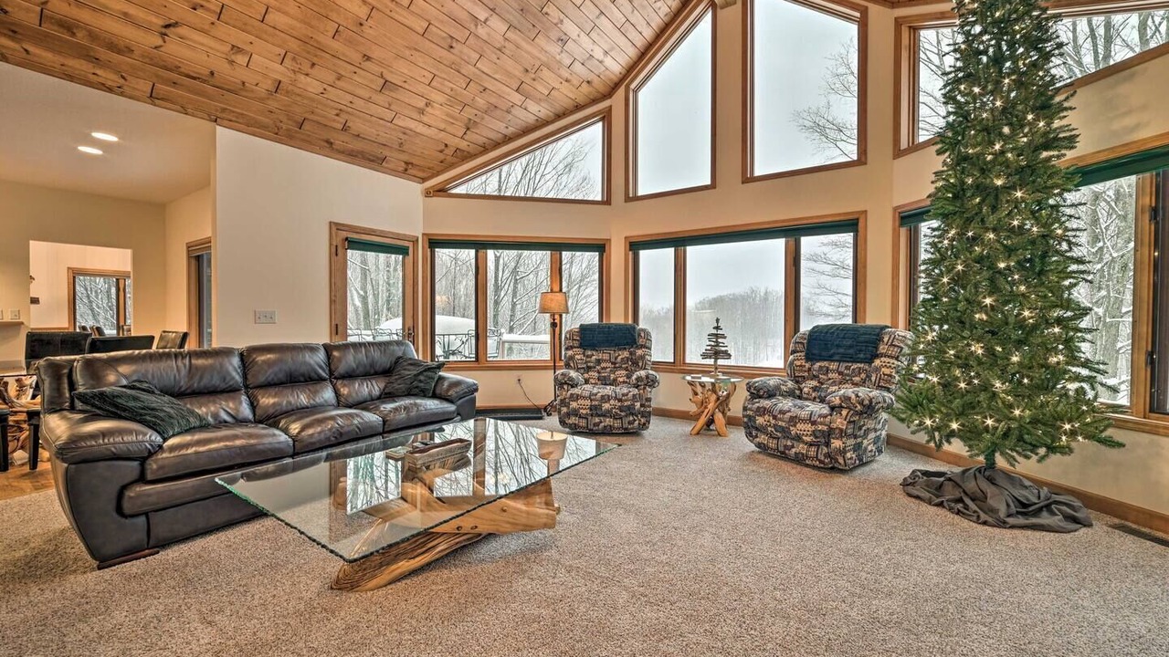 Photo of Livingroom in Bellaire