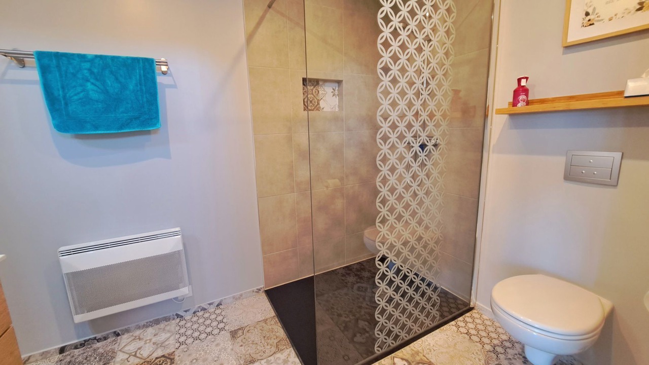 Photo of Bathroom in Paulhiac