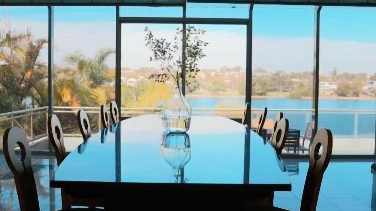 Photo of Others in Chiswick