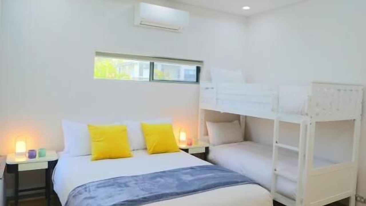 Photo of Others in Chiswick