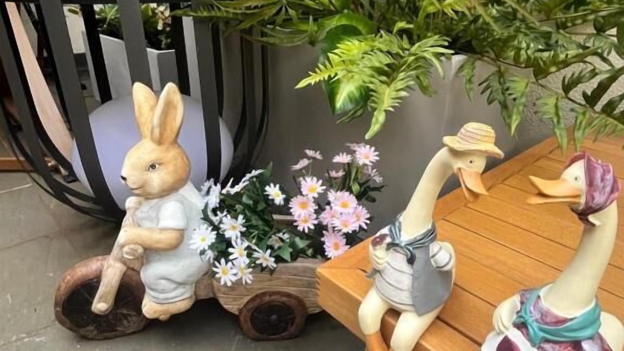 Photo of Others in Chiswick