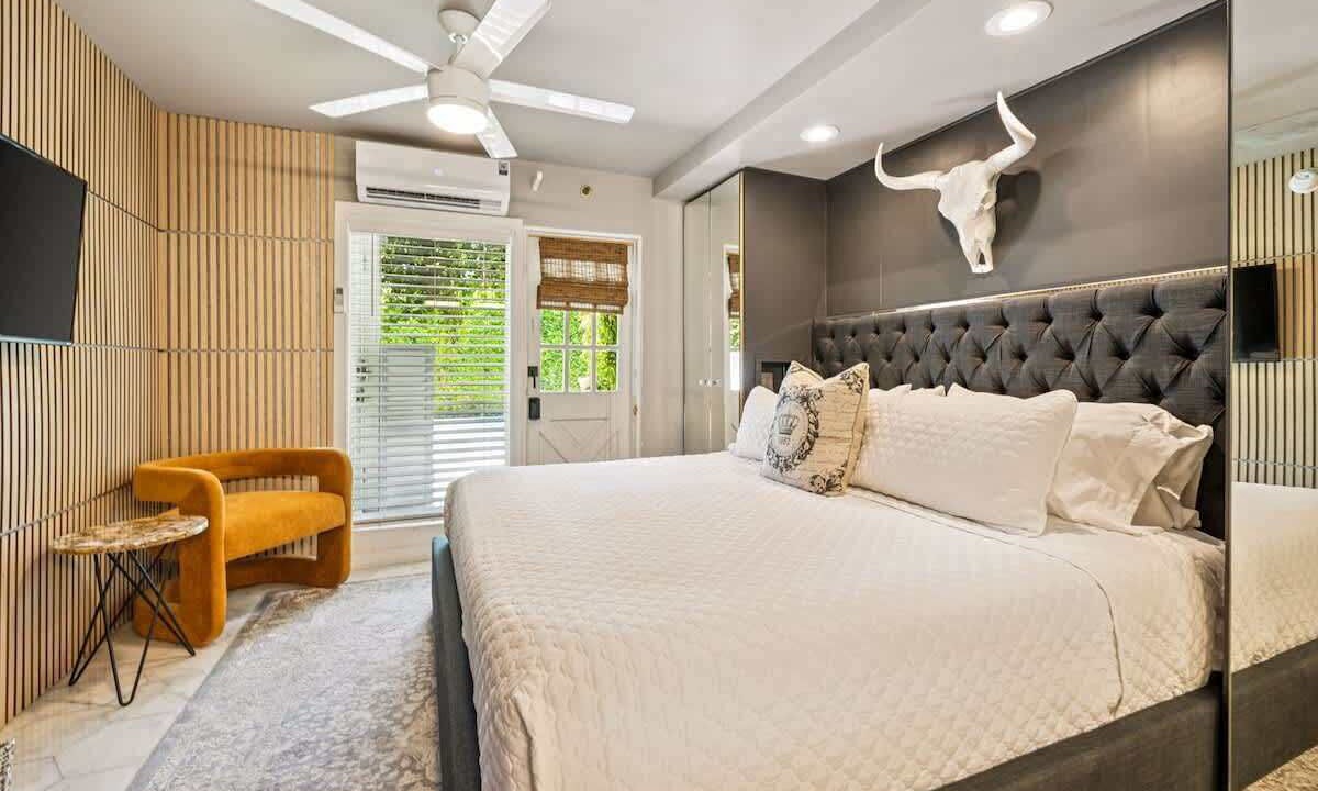 Photo of Bedroom in Tahquitz River Estates
