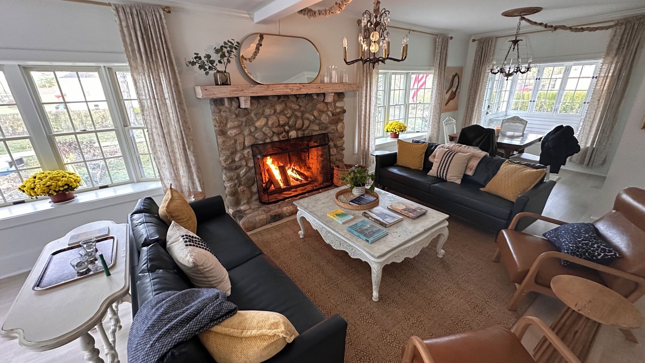 Photo of Livingroom in Sawyer