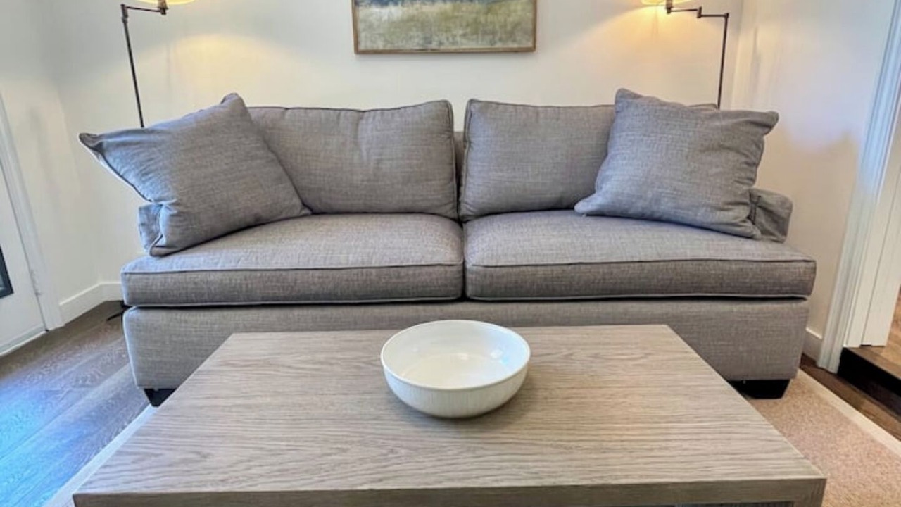 Photo of Livingroom in La Jolla Shores