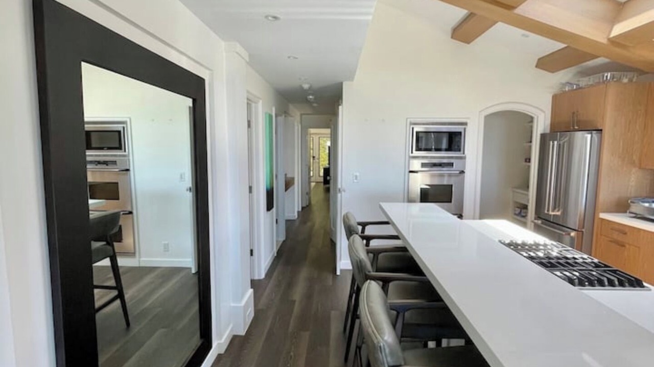 Photo of Kitchen in La Jolla Shores