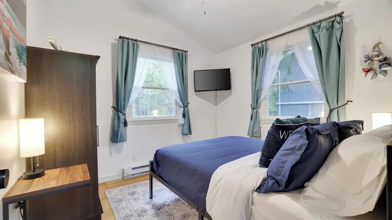 Photo of Bedroom in Tobyhanna