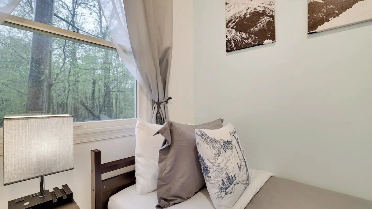 Photo of Bedroom in Tobyhanna