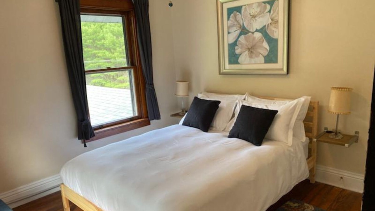 Photo of Bedroom in Narrowsburg