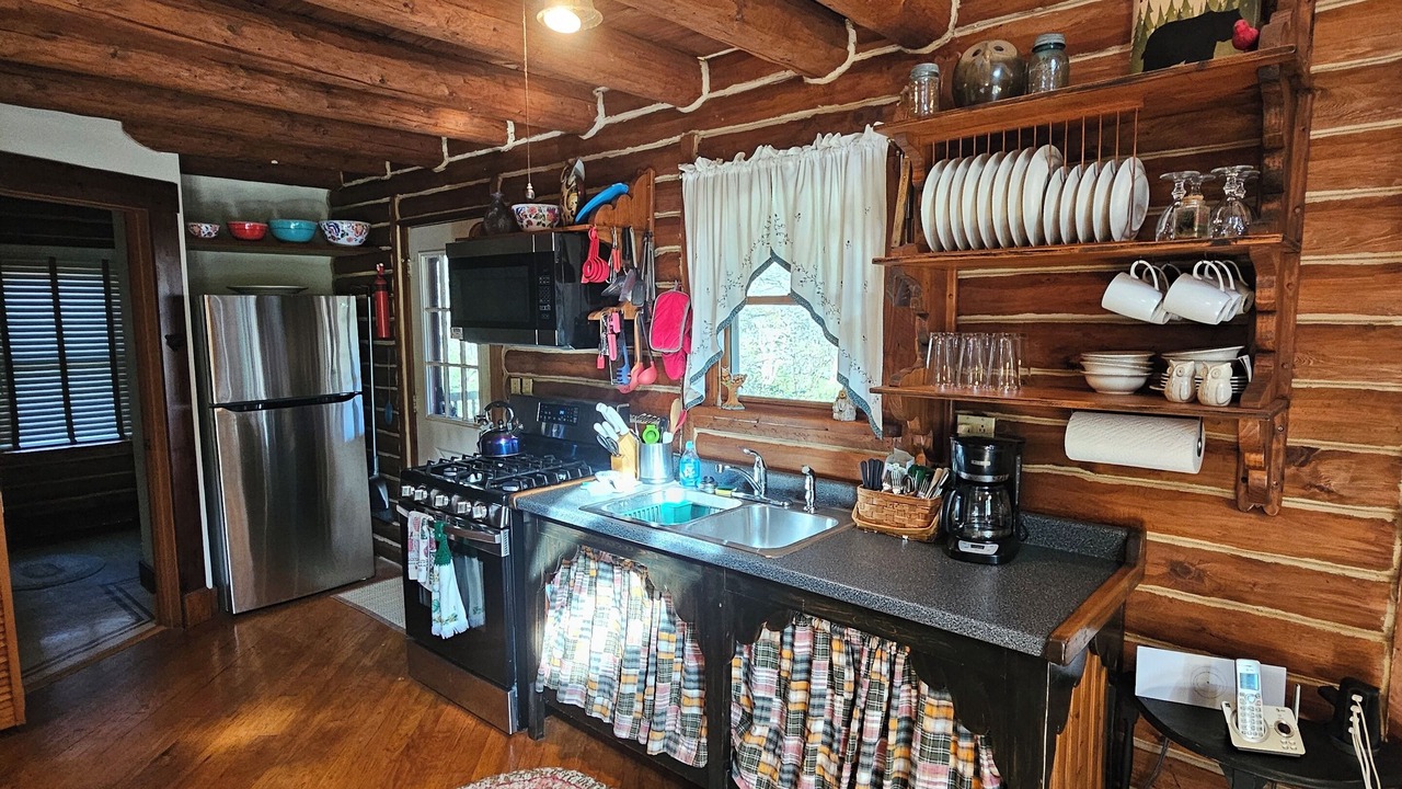 Photo of Kitchen in Edray