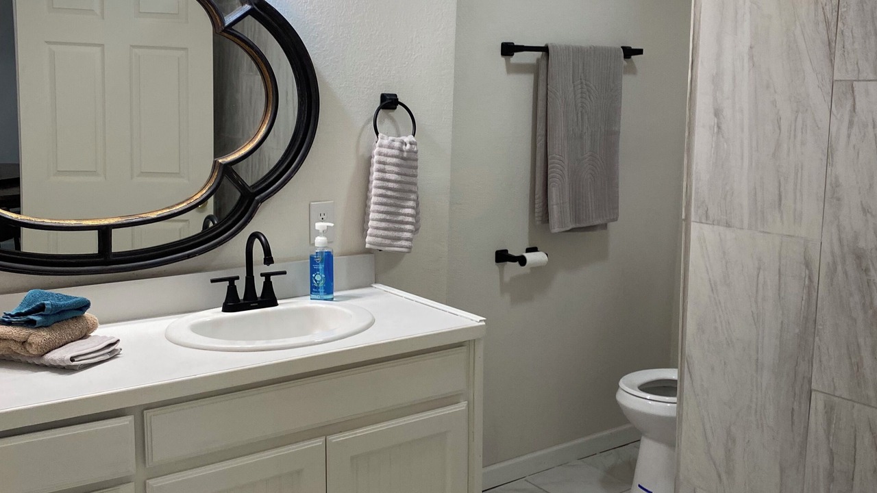 Photo of Bathroom in Ringgold