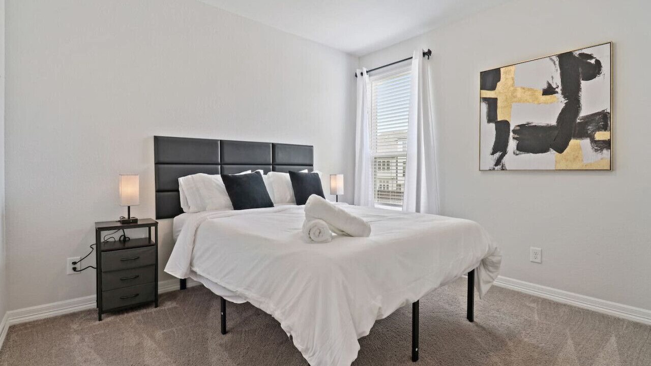 Photo of Bedroom in Spring Branch West
