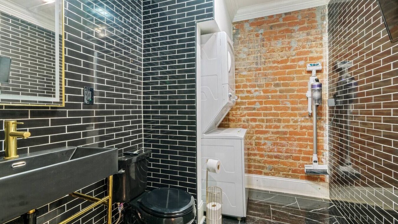 Photo of Bathroom in French Quarter