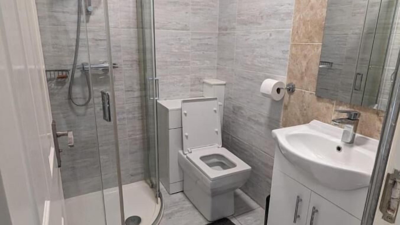 Photo of Bathroom in High Barnet