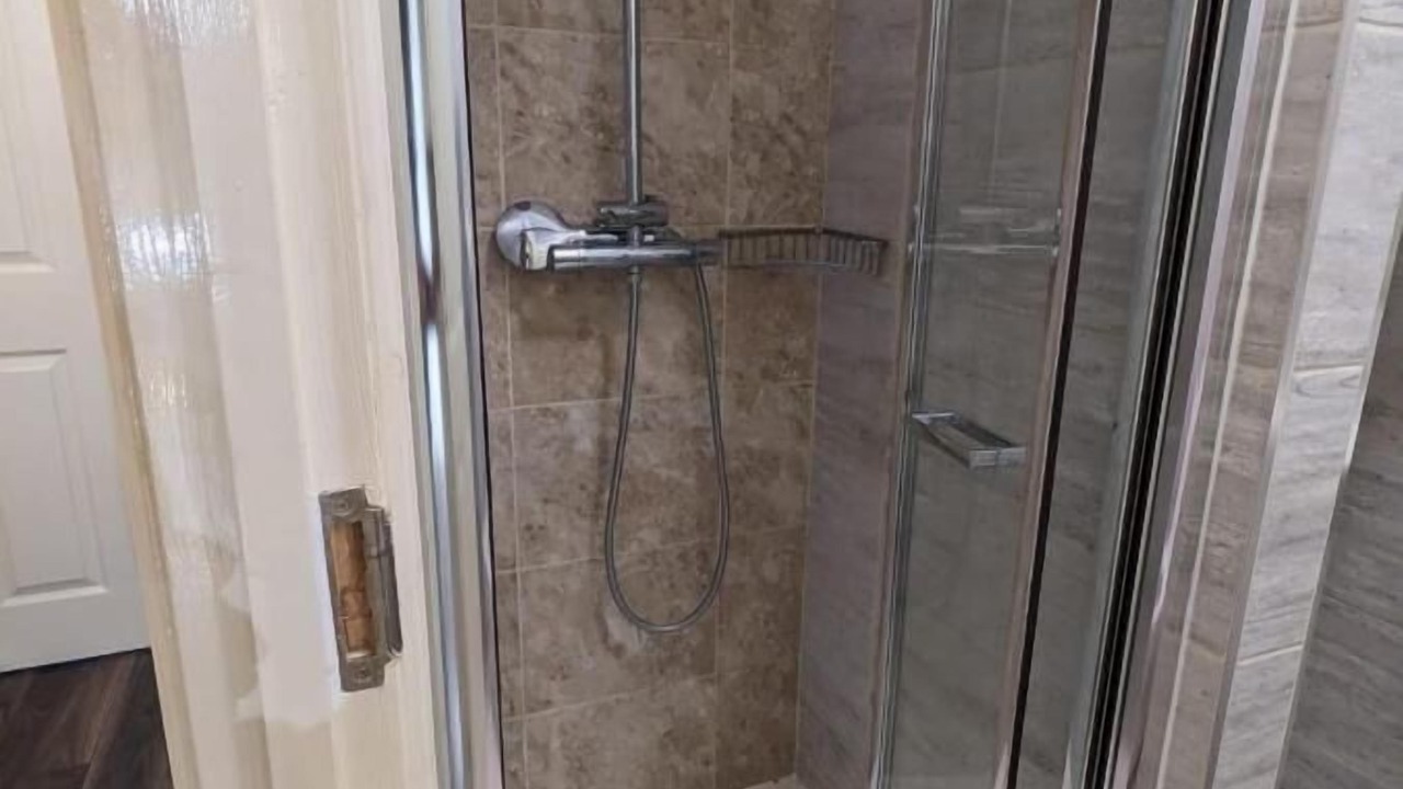 Photo of Bathroom in High Barnet