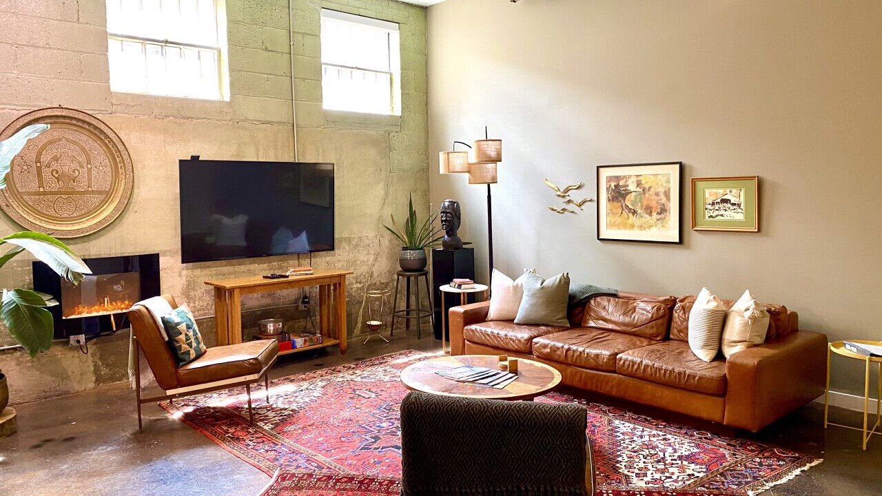 Photo of Livingroom in Central Business District