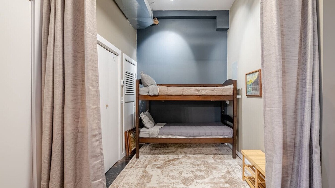 Photo of Bedroom in Central Business District