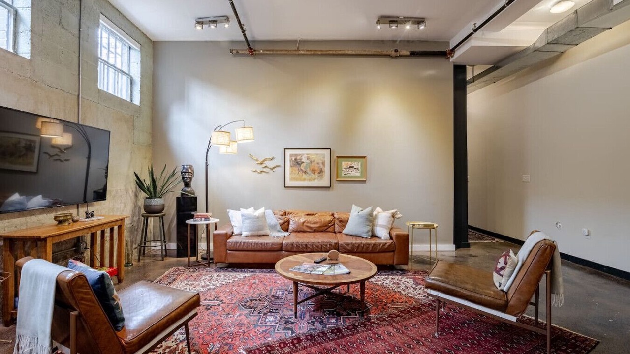 Photo of Livingroom in Central Business District
