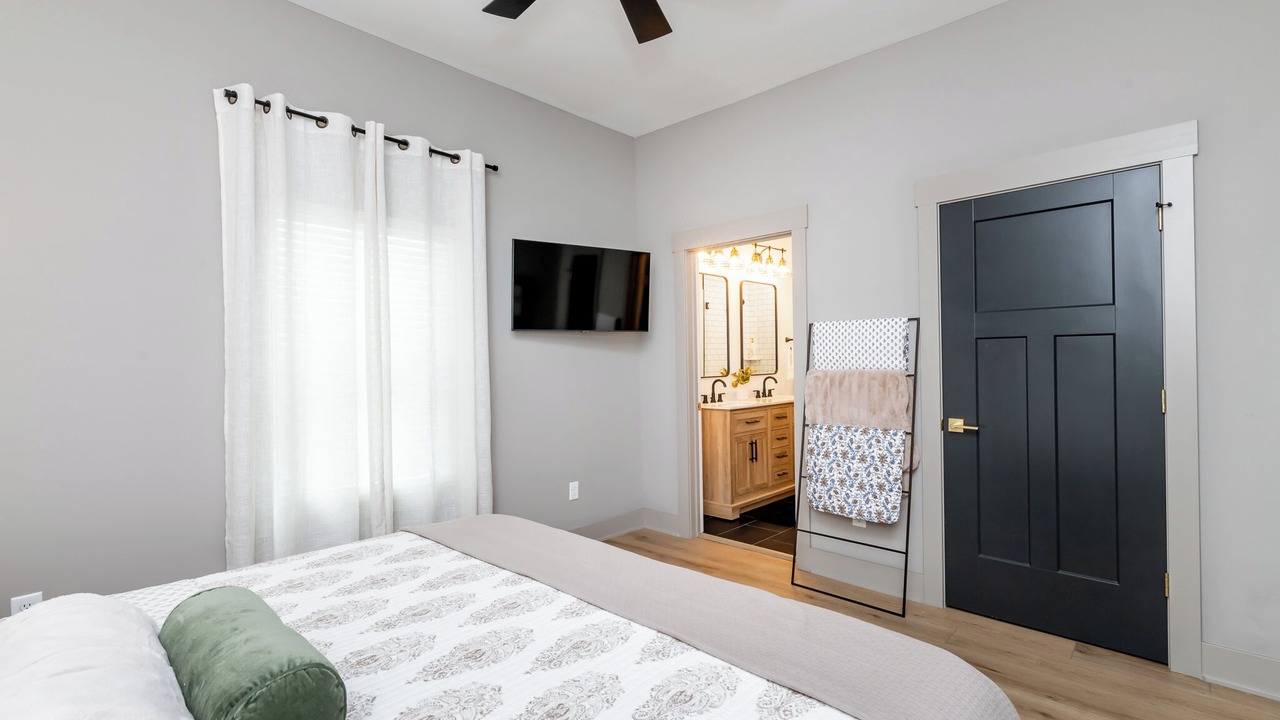 Photo of Bedroom in Jeffersonville