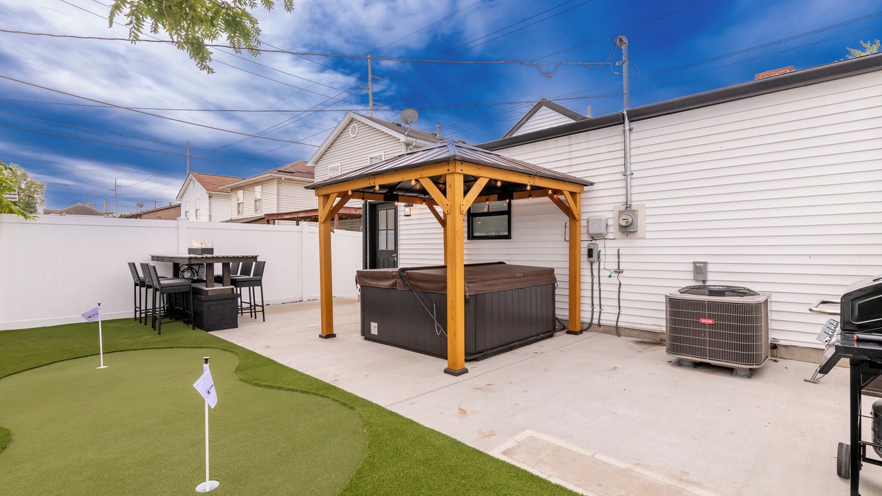 Photo of Outdoor in Jeffersonville