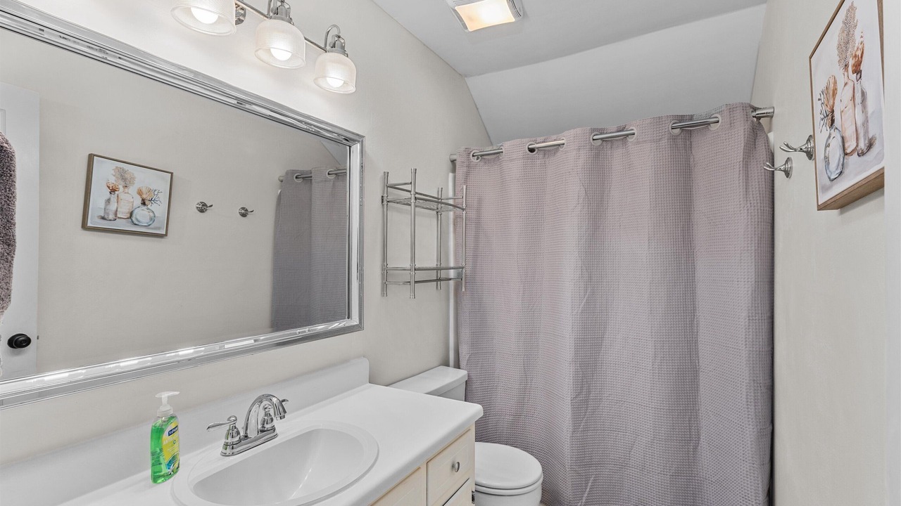 Photo of Bathroom in National Hills