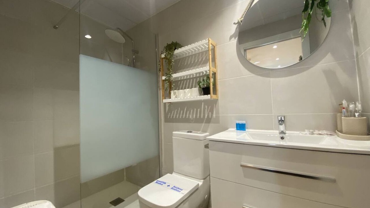 Photo of Bathroom in Aiora