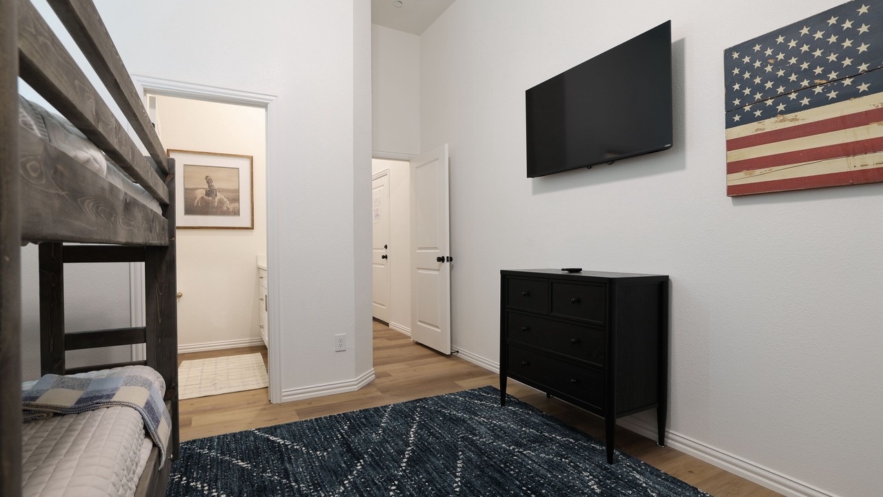 Photo of Bedroom in Arlington