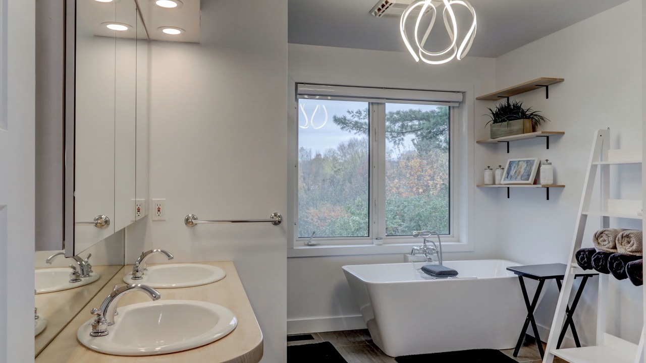 Photo of Bathroom in Bellefeuille
