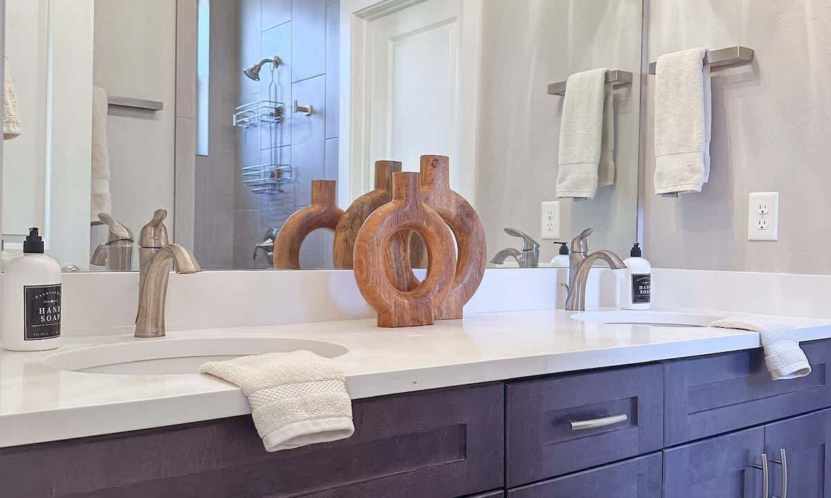 Photo of Bathroom in Page