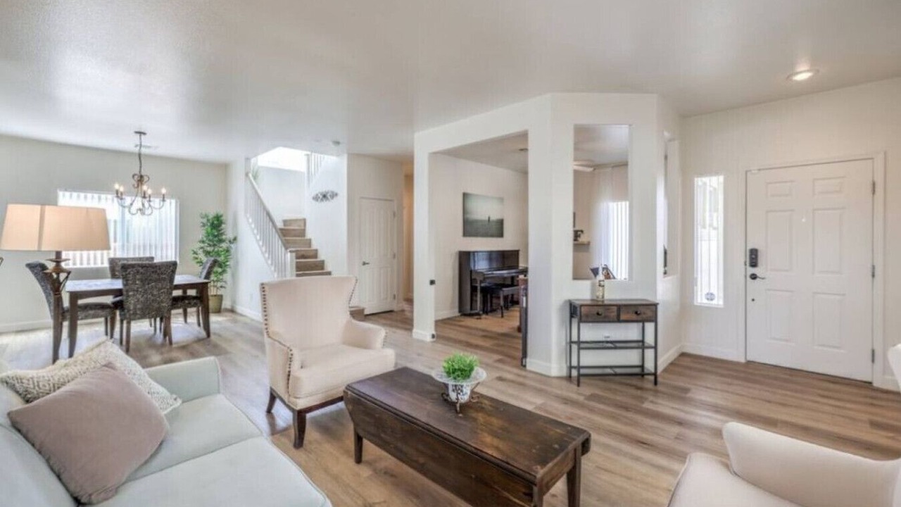 Photo of Livingroom in North Las Vegas