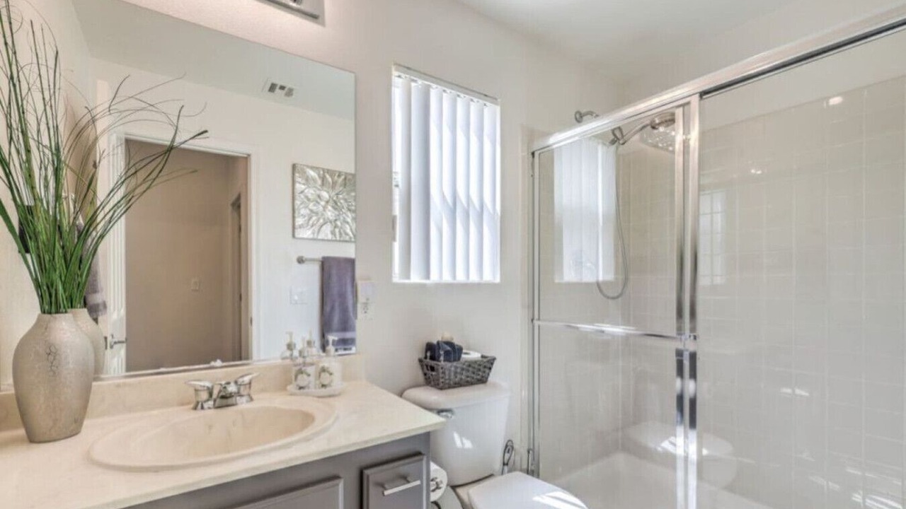 Photo of Bathroom in North Las Vegas