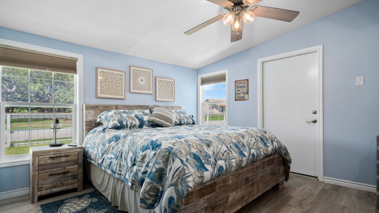 Photo of Bedroom in Aransas Pass