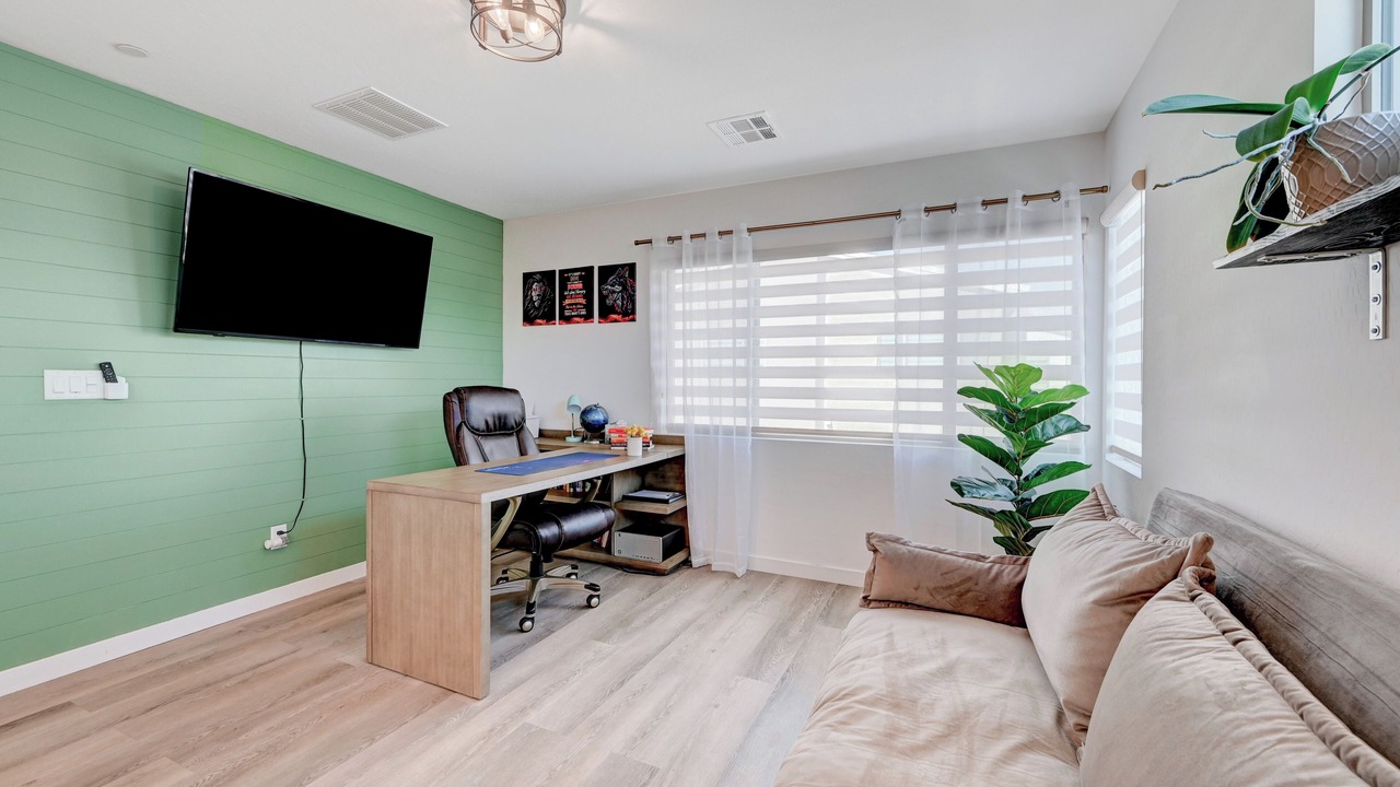 Photo of Livingroom in Rhodes Ranch