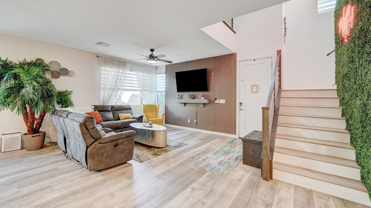 Photo of Livingroom in Rhodes Ranch