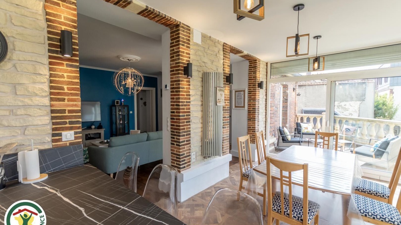 Photo of Others in Epernay