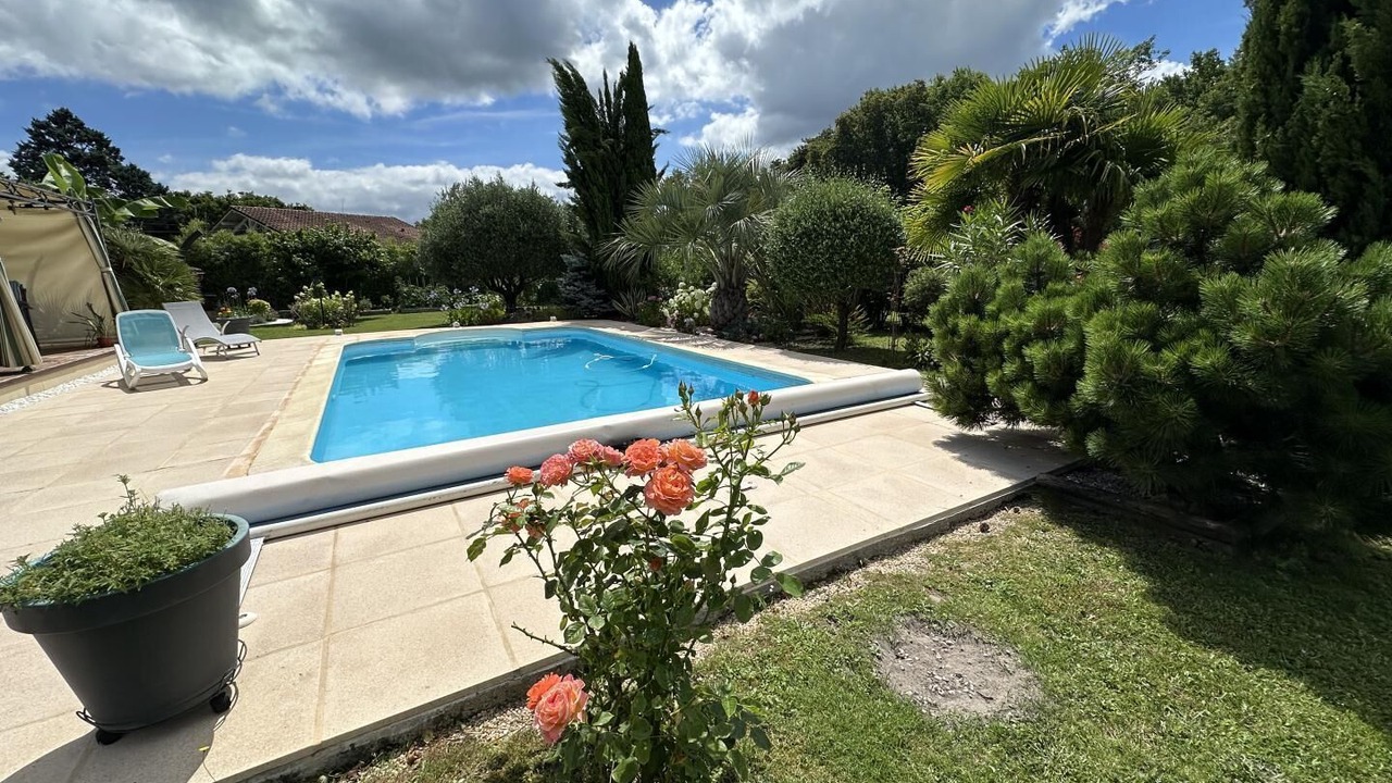 Photo of Outdoor in Benquet