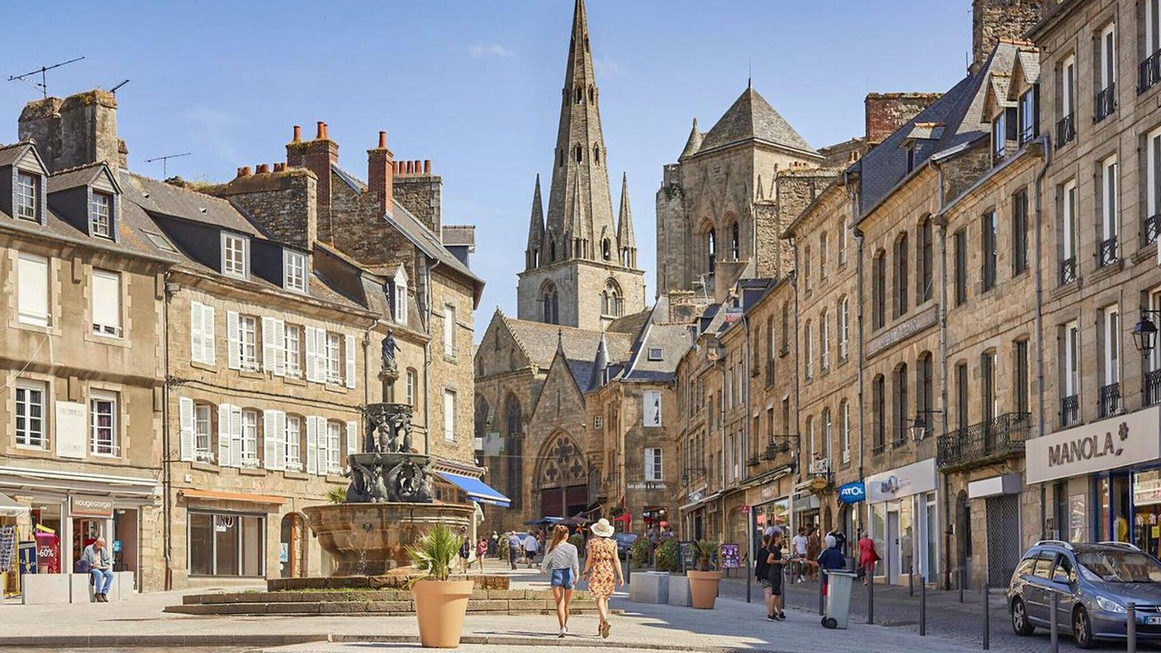 Photo of Others in Plesidy