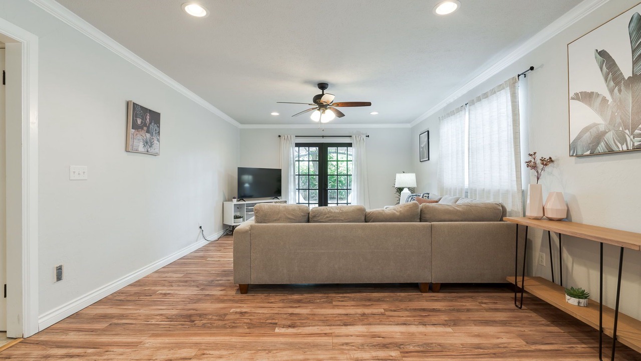 Photo of Livingroom in Central Oklahoma City