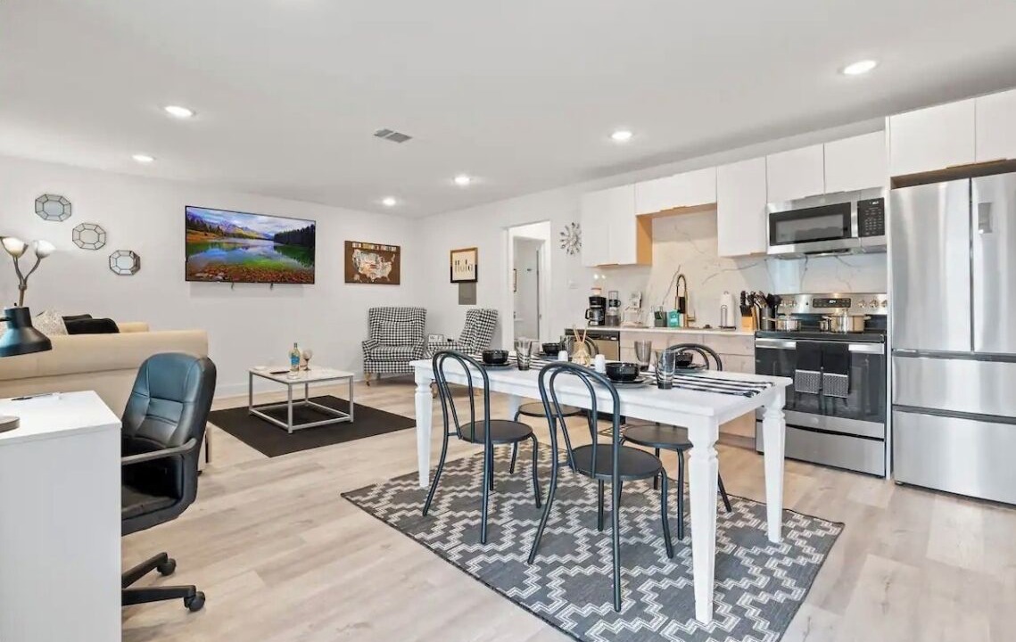 Photo of Kitchen in Peak's Suburban Addition
