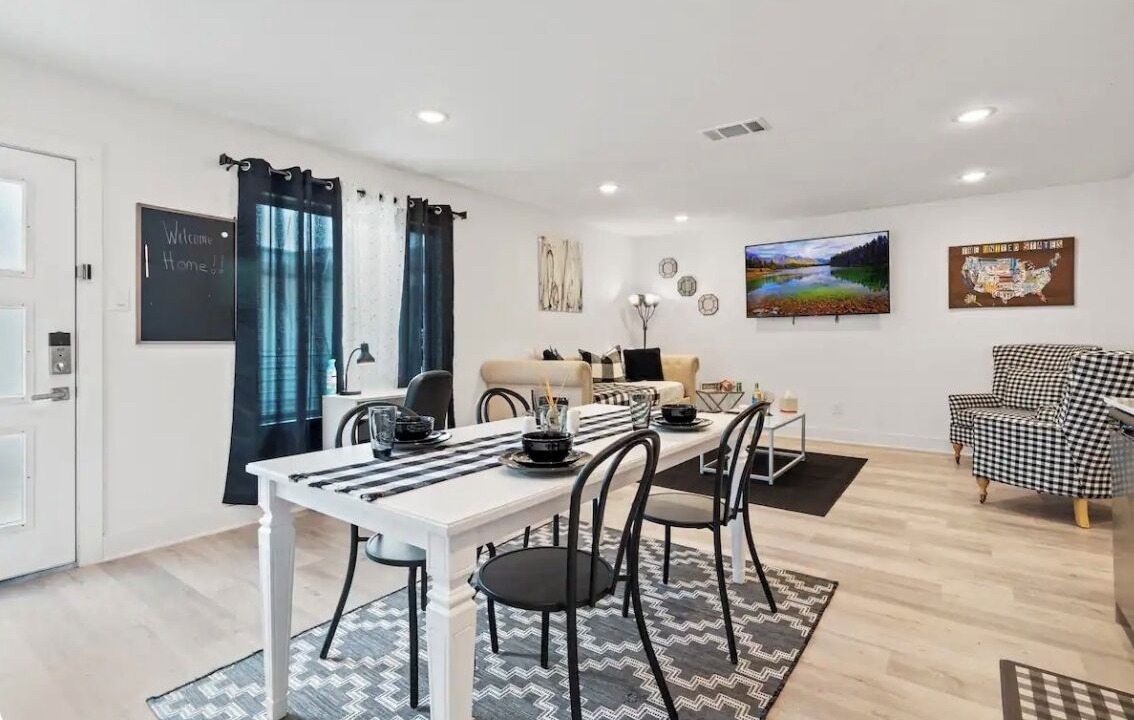 Photo of Others in Peak's Suburban Addition