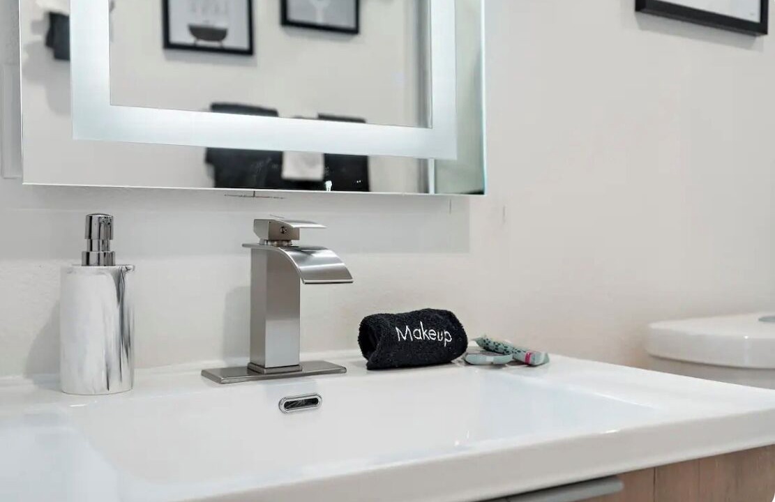 Photo of Bathroom in Peak's Suburban Addition