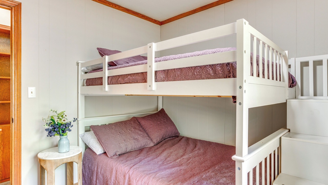Photo of Bedroom in Davis